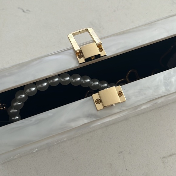 NEW “Mrs” Custom Acrylic Clutch - Picture 5 of 7